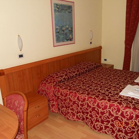 Hotel Val Di Sangro Perano Exterior photo